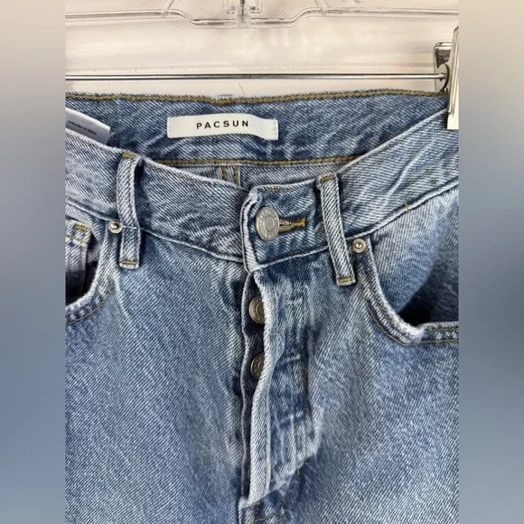 Pacsun women’s “dad jean” denim button fly jeans. Size 25 - Picture 5 of 6